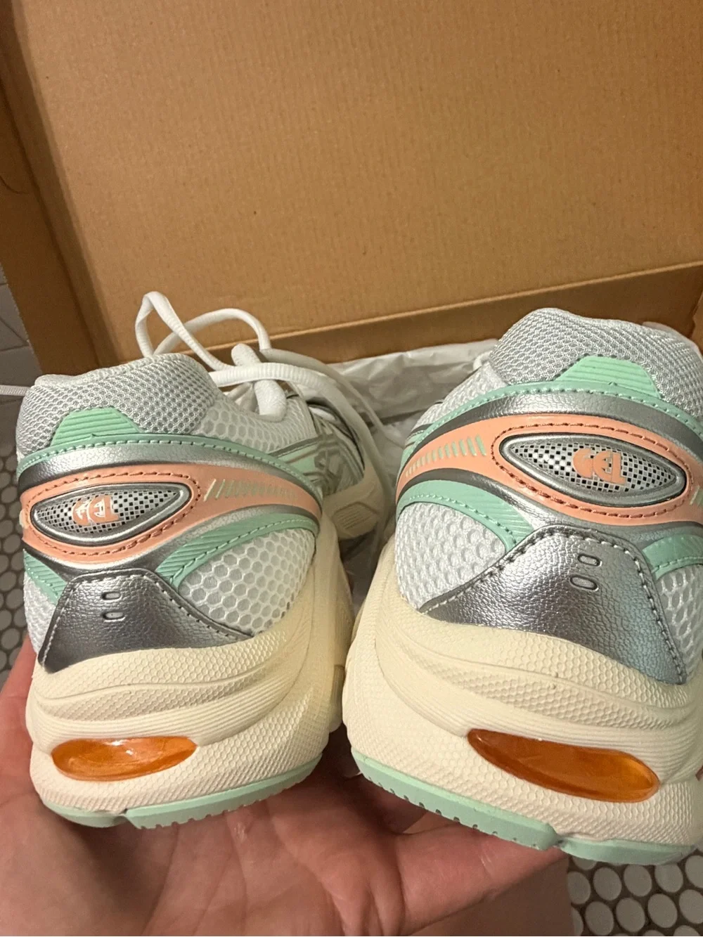 ASICS Unisex GT-2160 Sneakers
